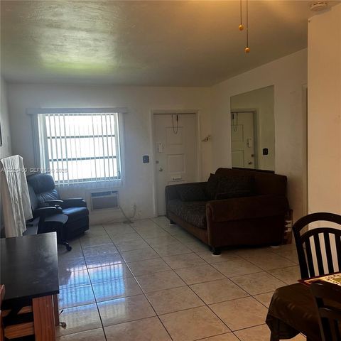 2222 Taylor St 11, Hollywood, FL 33020