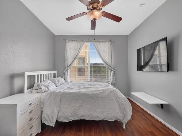 7575 Kirby Drive 2201, Houston, TX 77030