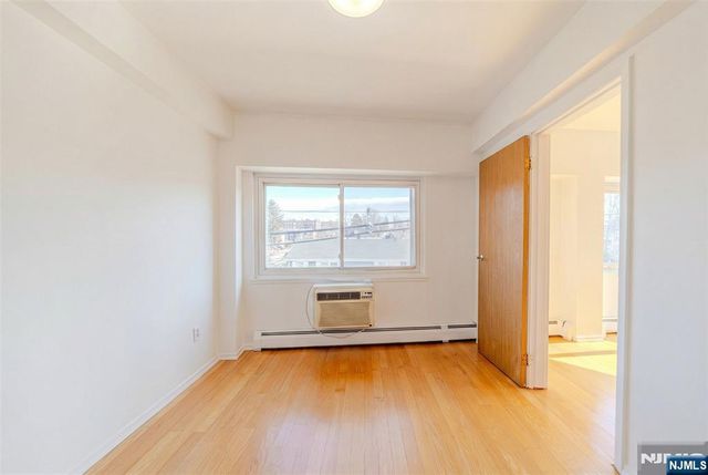 333 Grand Avenue 4B, Palisades Park, NJ 07650