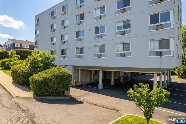 333 Grand Avenue 4B, Palisades Park, NJ 07650