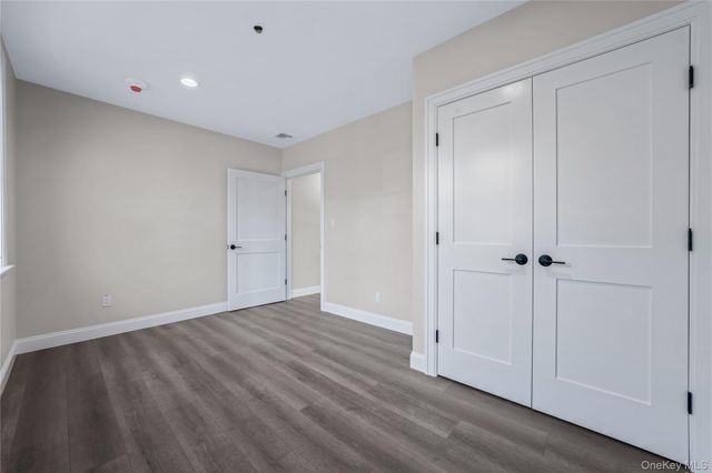 110 School Street 1, Glen Cove, NY 11542