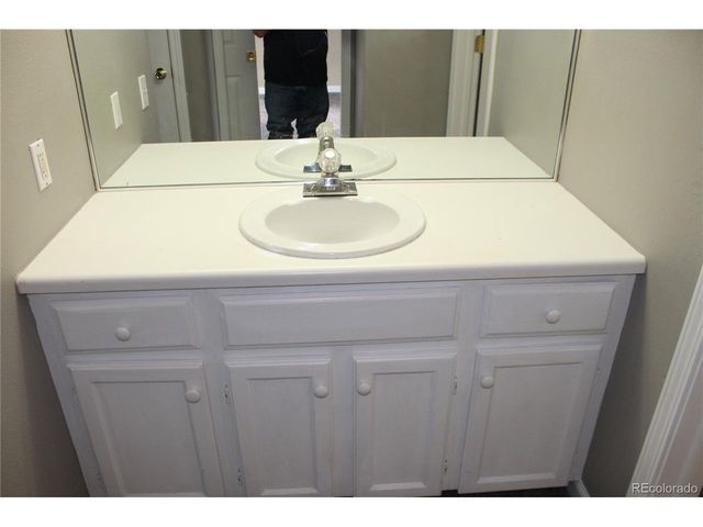 2010 S Hannibal St C, Aurora, CO 80013