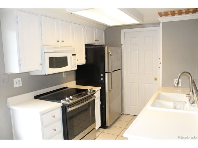 2010 S Hannibal St C, Aurora, CO 80013