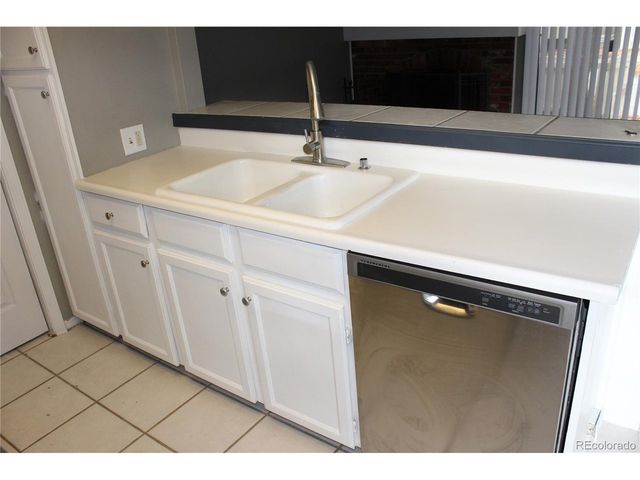 2010 S Hannibal St C, Aurora, CO 80013