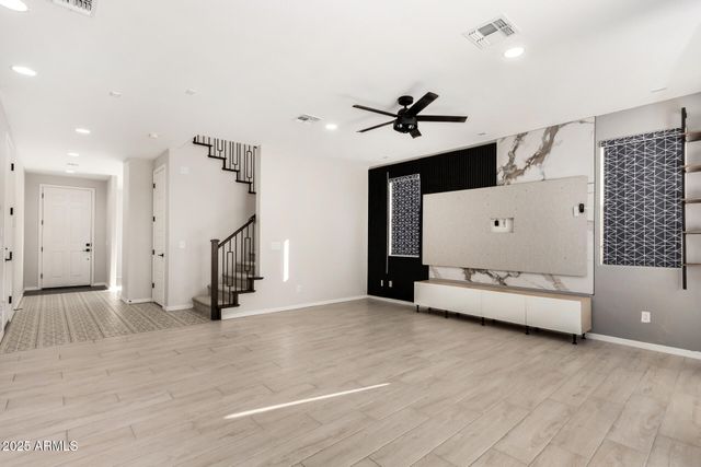 26410 N THORNHILL Drive, Peoria, AZ 85383