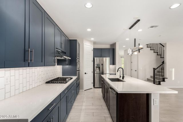 26410 N THORNHILL Drive, Peoria, AZ 85383