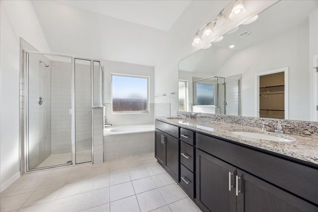 562 Leadtree LOOP, Buda, TX 78610