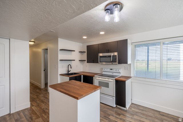 4656 W 1650 N, West Point, UT 84015