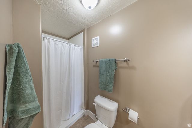 4656 W 1650 N, West Point, UT 84015