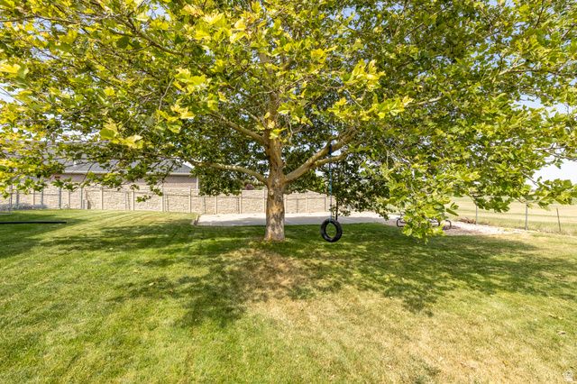 4656 W 1650 N, West Point, UT 84015