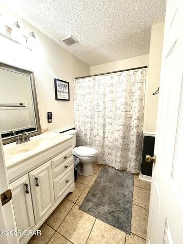 5386 Cooper Street, Graceville, FL 32440