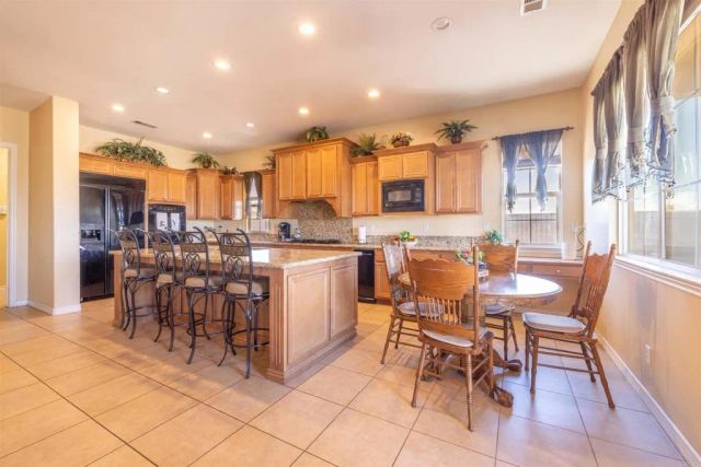 19506 Arcata Road, Apple Valley, CA 92307