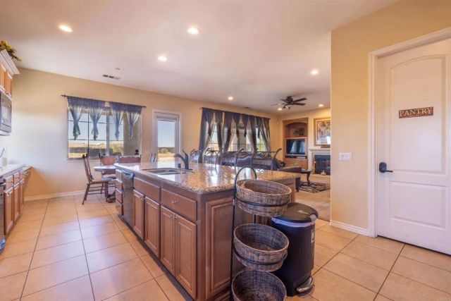 19506 Arcata Road, Apple Valley, CA 92307