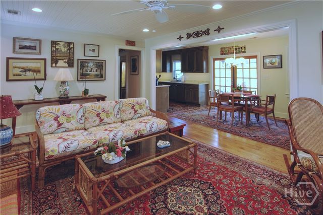 26 Nancy Place, Savannah, GA 31406