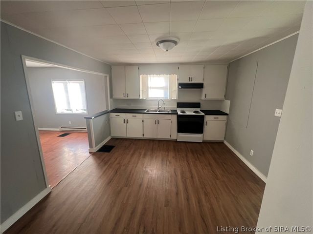 2400 Hidden Valley Road NE, Corydon, IN 47112