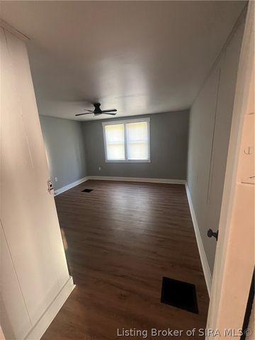 2400 Hidden Valley Road NE, Corydon, IN 47112