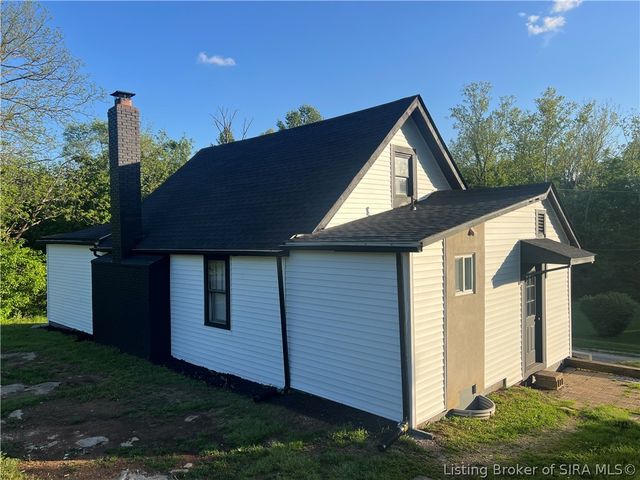 2400 Hidden Valley Road NE, Corydon, IN 47112
