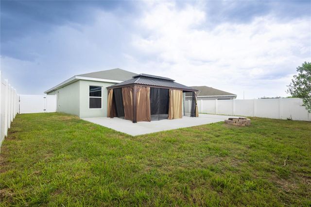 6517 BAYSTON HILL PLACE, Zephyrhills, FL 33541