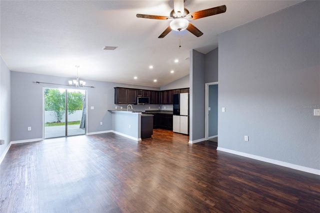 6517 BAYSTON HILL PLACE, Zephyrhills, FL 33541