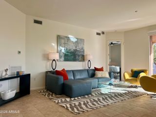 10222 E Southwind Lane 1018, Scottsdale, AZ 85262