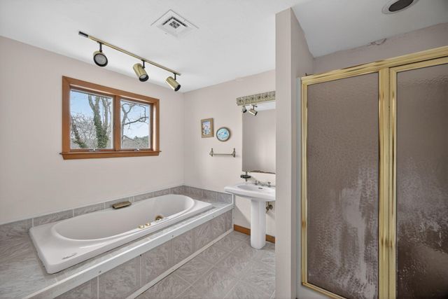 153 Alder Lane, North Falmouth, MA 02556