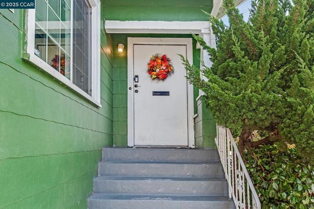 985 39th Street, Oakland, CA 94608