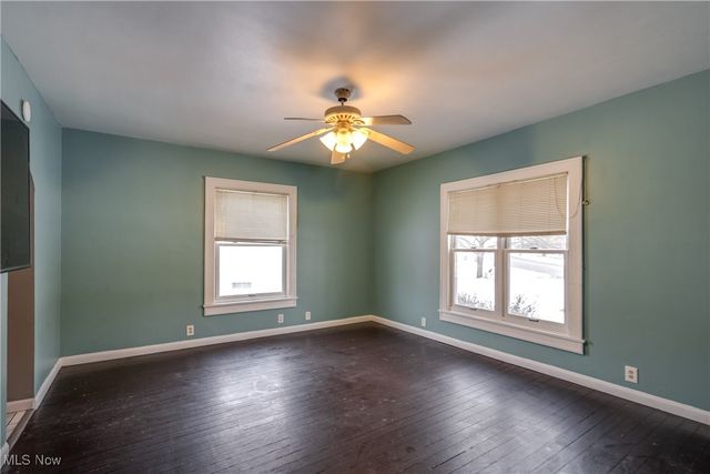 377 Hillsdale Avenue, Barberton, OH 44203