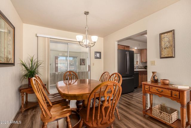 6061 E EVERGREEN Street, Mesa, AZ 85205