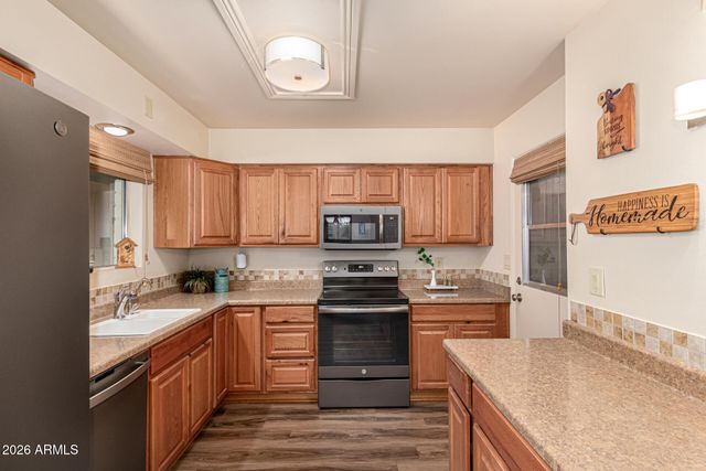 6061 E EVERGREEN Street, Mesa, AZ 85205