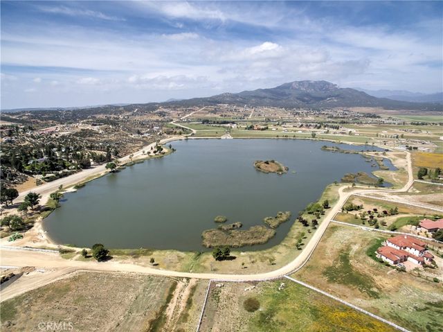 46 Lakeshore Boulevard, Aguanga, CA 92536