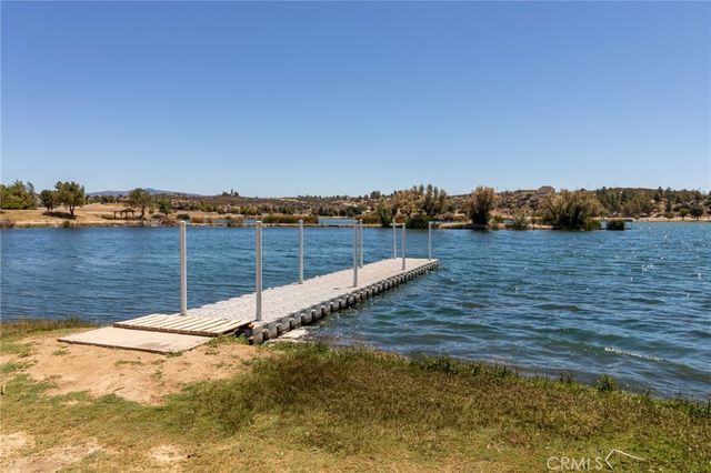 46 Lakeshore Boulevard, Aguanga, CA 92536
