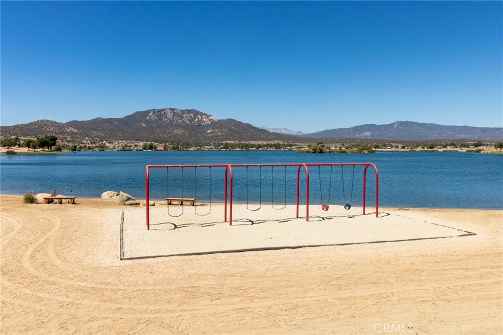 Image 32 of property listing at 46 Lakeshore Boulevard, Aguanga, CA 92536