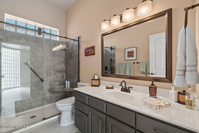 1587 W Baltusrol, Green Valley, AZ 85622