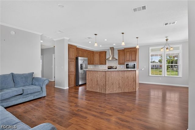 5671 Captain John Smith LOOP, North Fort Myers, FL 33917