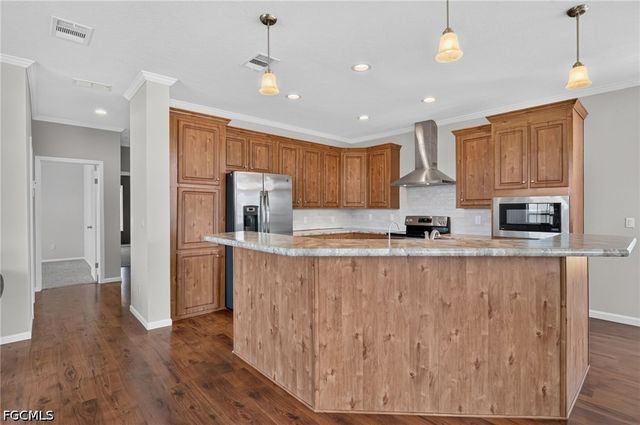 5671 Captain John Smith LOOP, North Fort Myers, FL 33917