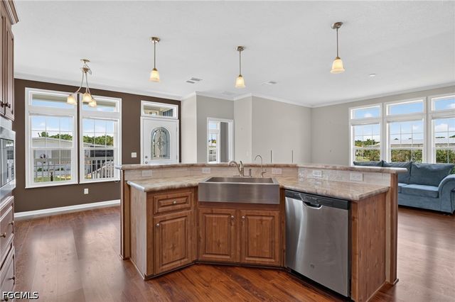 5671 Captain John Smith LOOP, North Fort Myers, FL 33917