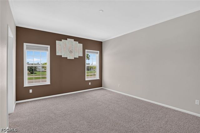 5671 Captain John Smith LOOP, North Fort Myers, FL 33917