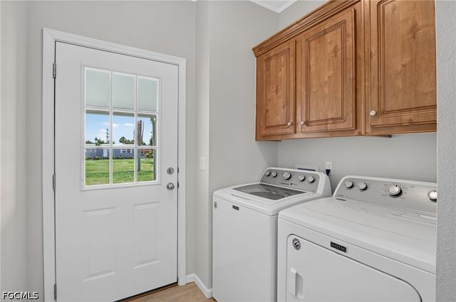 5671 Captain John Smith LOOP, North Fort Myers, FL 33917