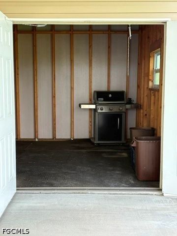 5671 Captain John Smith LOOP, North Fort Myers, FL 33917