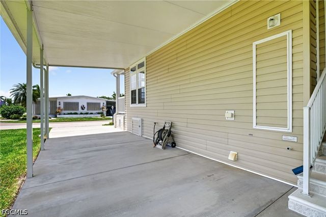 5671 Captain John Smith LOOP, North Fort Myers, FL 33917