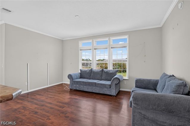 5671 Captain John Smith LOOP, North Fort Myers, FL 33917