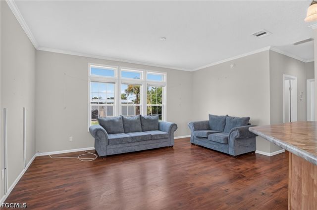 5671 Captain John Smith LOOP, North Fort Myers, FL 33917