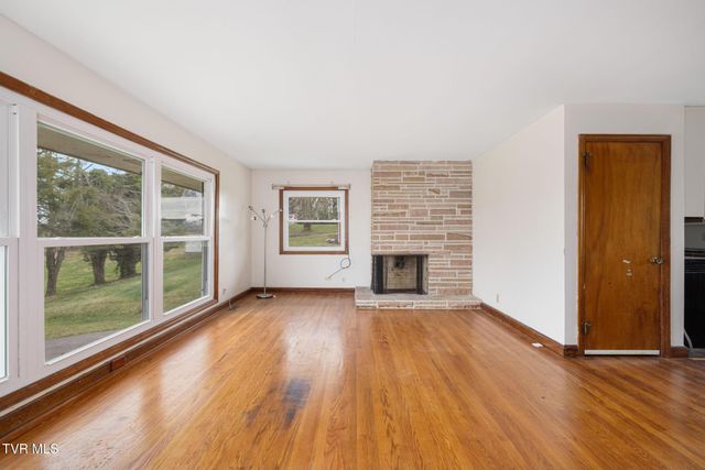 4321 Ridgemont Drive, Kingsport, TN 37663