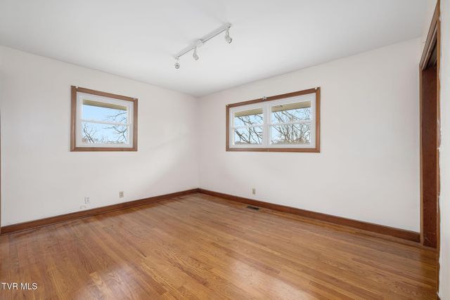 4321 Ridgemont Drive, Kingsport, TN 37663