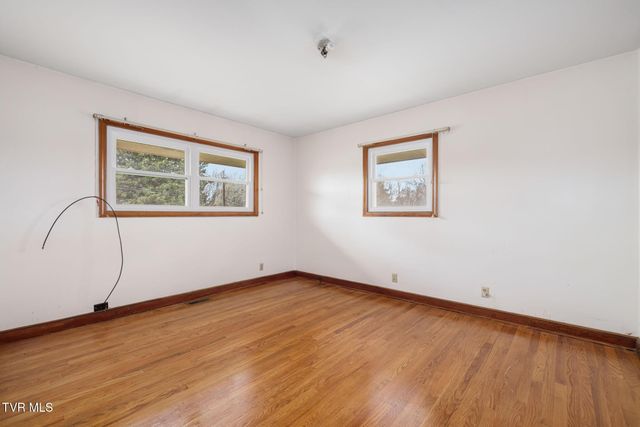 4321 Ridgemont Drive, Kingsport, TN 37663