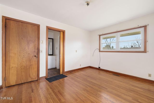 4321 Ridgemont Drive, Kingsport, TN 37663