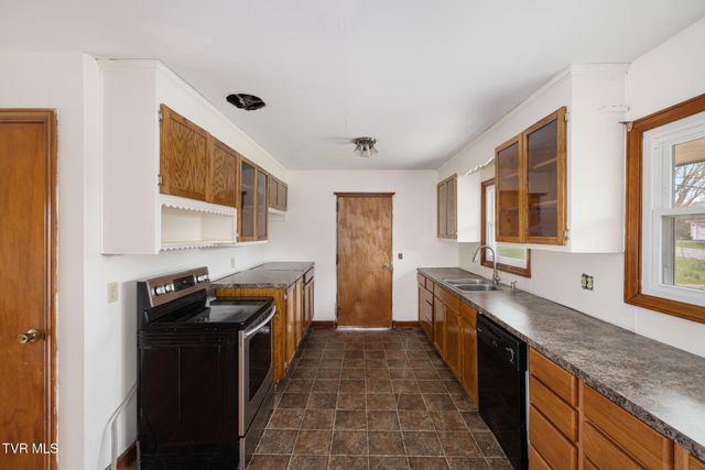 4321 Ridgemont Drive, Kingsport, TN 37663