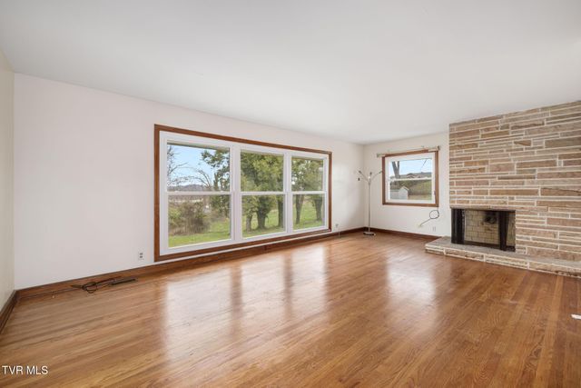 4321 Ridgemont Drive, Kingsport, TN 37663