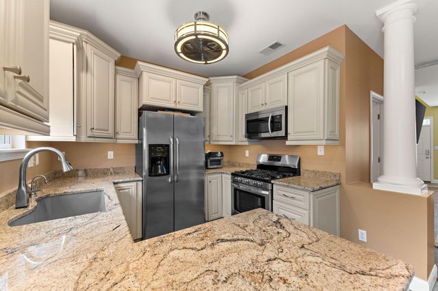 11828 Broadway, Crown Point, IN 46307