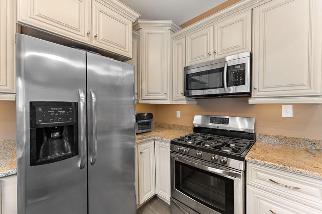 11828 Broadway, Crown Point, IN 46307